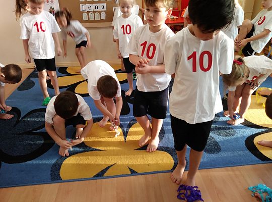 Ćwiczenia gimnastyczne w grupie III