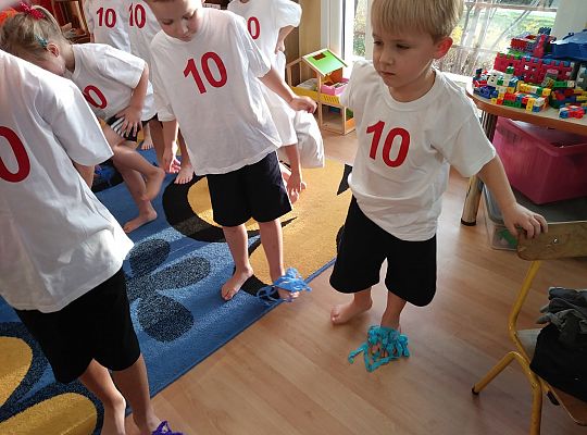 Ćwiczenia gimnastyczne w grupie III