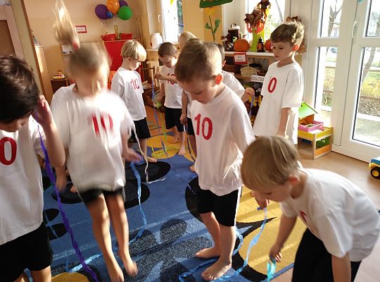 Ćwiczenia gimnastyczne w grupie III