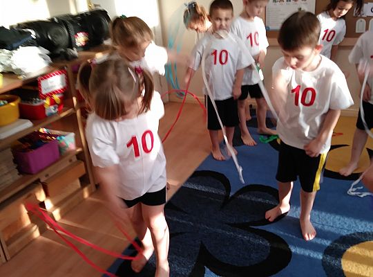 Ćwiczenia gimnastyczne w grupie III