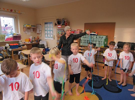 Ćwiczenia gimnastyczne w grupie III