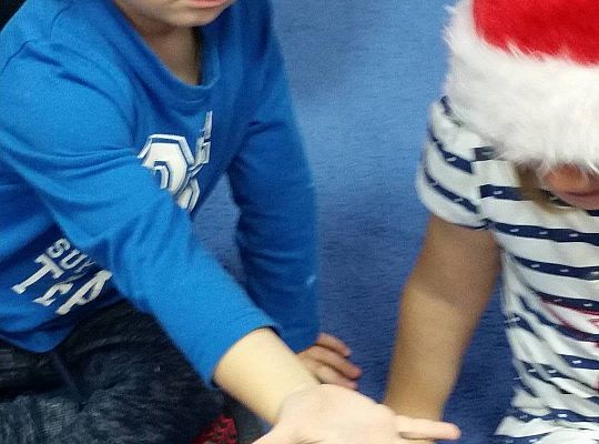 Mikołajkowe niespodzianki -gr I,II