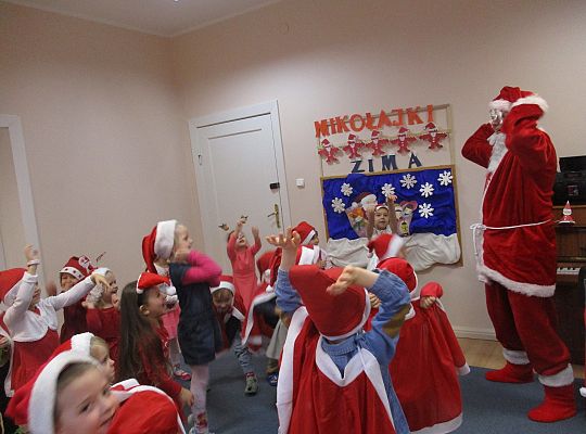 Mikołajkowe niespodzianki -gr I,II