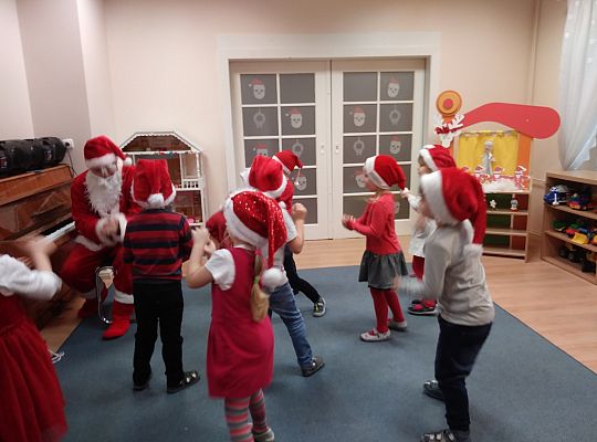 Mikołajkowe niespodzianki -gr III,IV