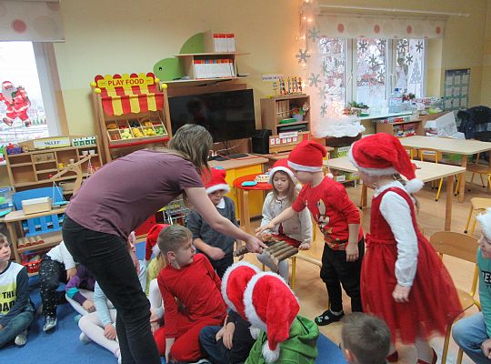 Mikołajkowe niespodzianki -gr III,IV