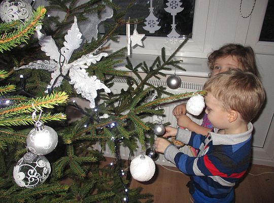 Ubieramy Choinkę gr II