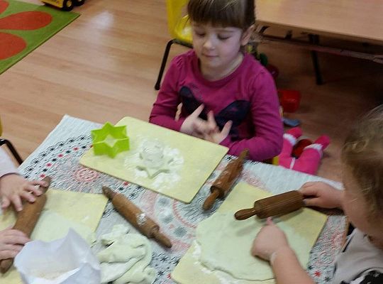 Gwiazdkowe świeczniki,prezenty dla pracowników przedszkola z okazji Świąt Bożego Narodzenia