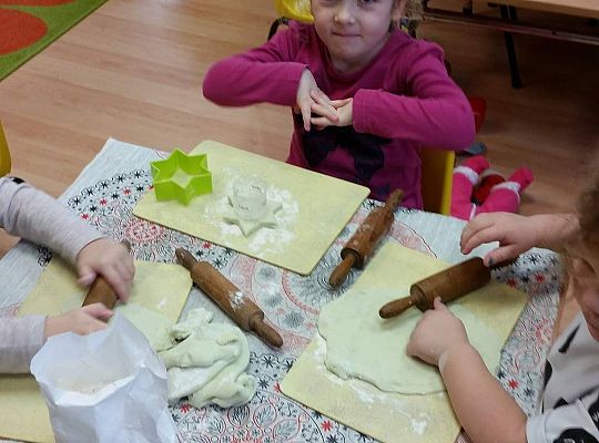 Gwiazdkowe świeczniki,prezenty dla pracowników przedszkola z okazji Świąt Bożego Narodzenia