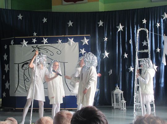 Jasełka w Szkole nr 5-wizyta gr IV