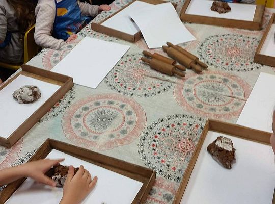 Pieczemy i zdobimy świąteczne pierniczki