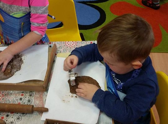 Pieczemy i zdobimy świąteczne pierniczki