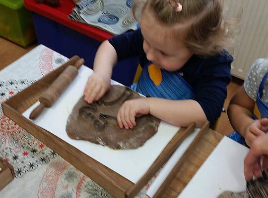 Pieczemy i zdobimy świąteczne pierniczki