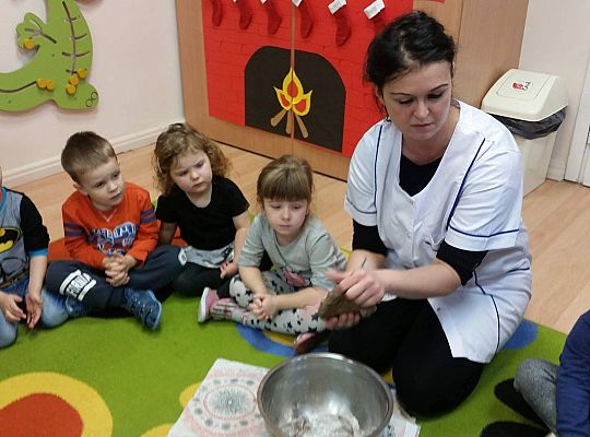 Pieczemy i zdobimy świąteczne pierniczki