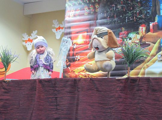 Teatrzyk w przedszkolu "Aniołek nocy wigilijnej"