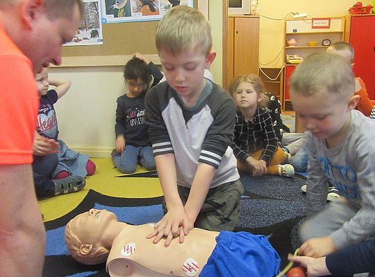 Spotkanie z ratownikiem medycznym