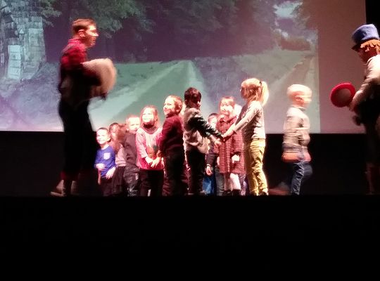 Teatrzyk "Duch skrzyni"