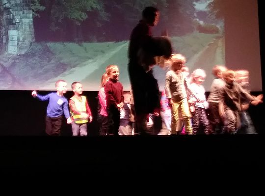 Teatrzyk "Duch skrzyni"