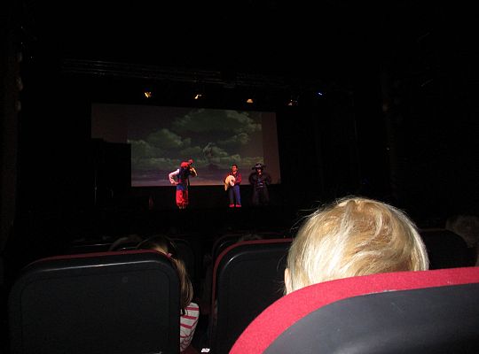 Teatrzyk "Duch skrzyni"