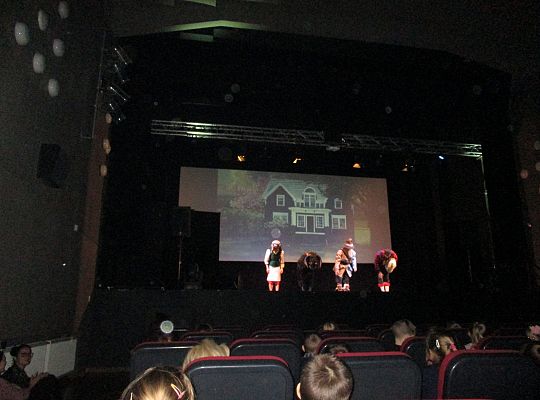 Teatrzyk "Duch skrzyni"