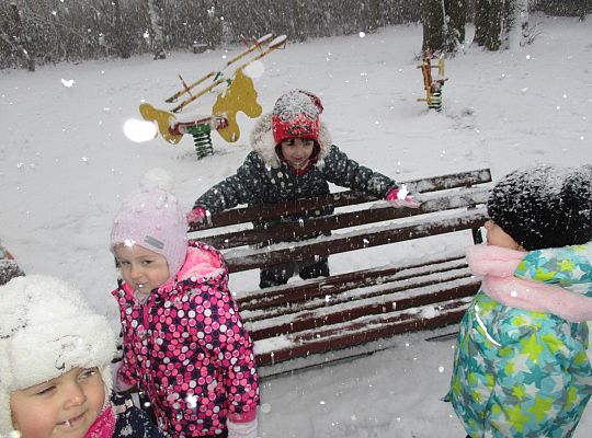 Zimowe zabawy grupa I,II