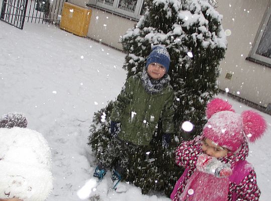 Zimowe zabawy grupa I,II