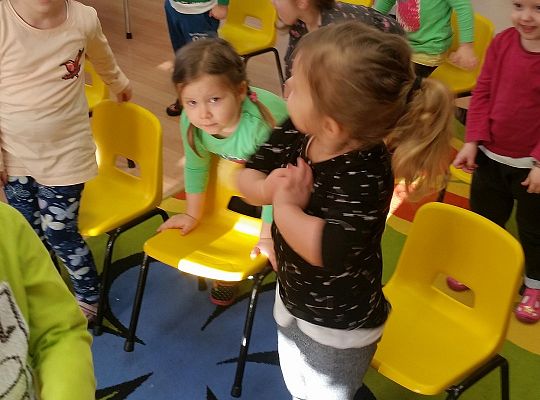 Maluszki dzielnie się uczą