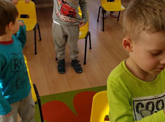 Maluszki dzielnie się uczą