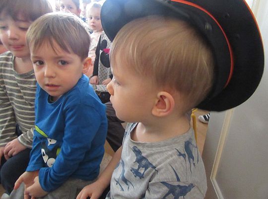 Spotkanie z kolejarzem-absolwent naszego przedszkola