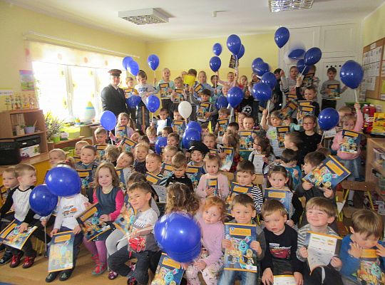 Spotkanie z kolejarzem-absolwent naszego przedszkola