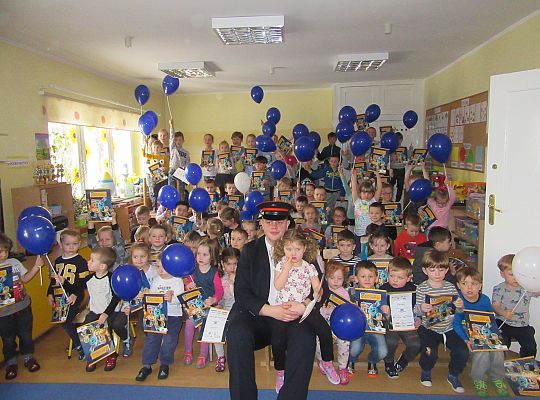 Spotkanie z kolejarzem-absolwent naszego przedszkola