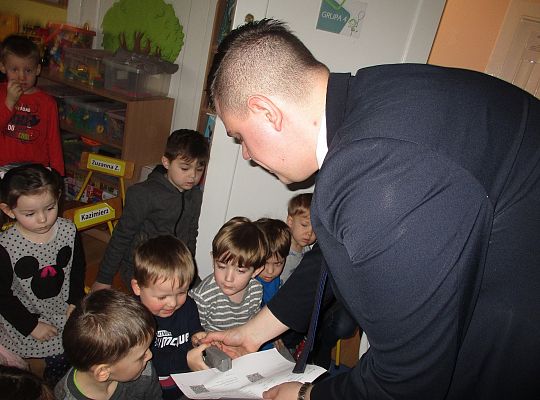 Spotkanie z kolejarzem-absolwent naszego przedszkola