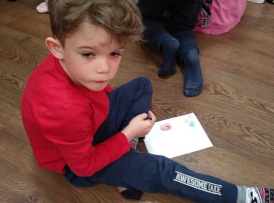 W bibliotece-zabawy paluszkowe o "Panach palcach"