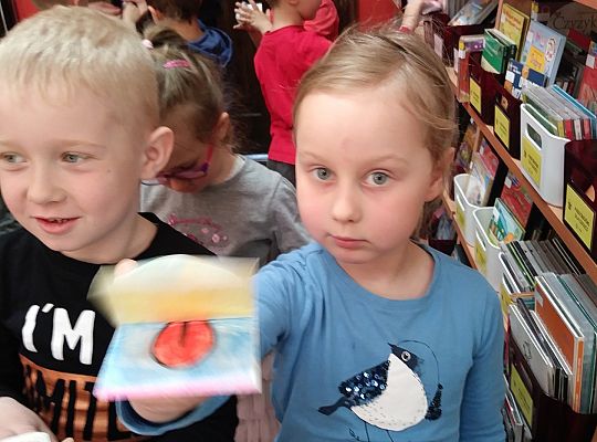 W bibliotece-zabawy paluszkowe o "Panach palcach"