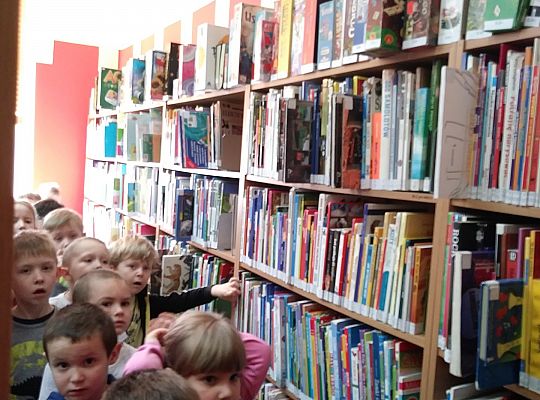 W bibliotece-zabawy paluszkowe o "Panach palcach"