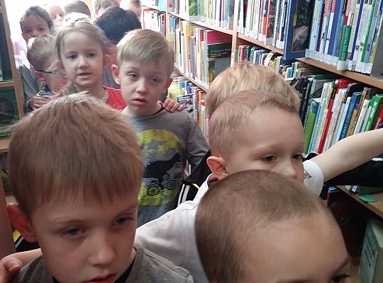 W bibliotece-zabawy paluszkowe o "Panach palcach"