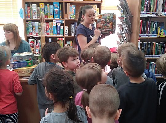 W bibliotece-zabawy paluszkowe o "Panach palcach"