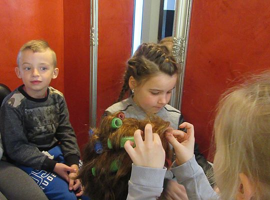 Fryzury,masaże i inne przyjemności-wizyta w zakładzie fryzjerskim