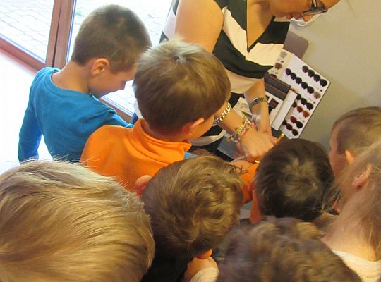 Fryzury,masaże i inne przyjemności-wizyta w zakładzie fryzjerskim