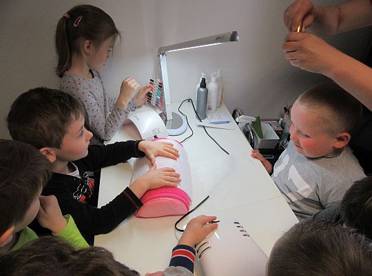 Fryzury,masaże i inne przyjemności-wizyta w zakładzie fryzjerskim