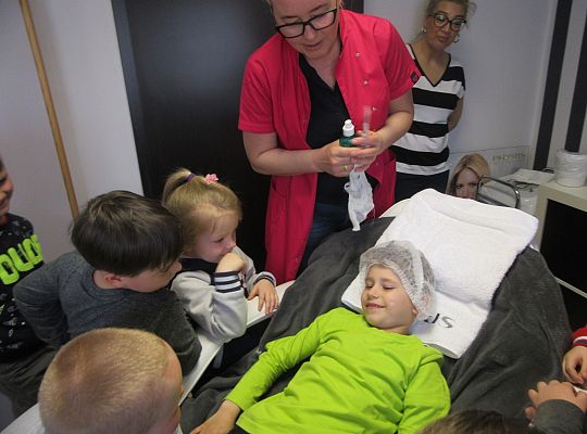 Fryzury,masaże i inne przyjemności-wizyta w zakładzie fryzjerskim