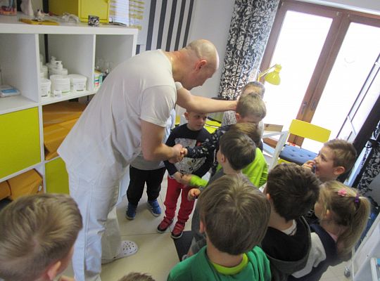 Fryzury,masaże i inne przyjemności-wizyta w zakładzie fryzjerskim