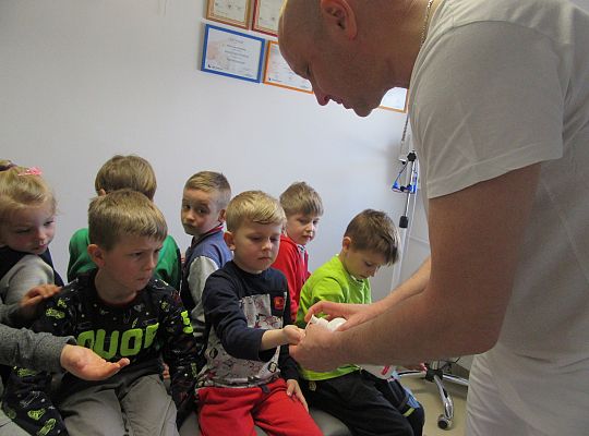 Fryzury,masaże i inne przyjemności-wizyta w zakładzie fryzjerskim