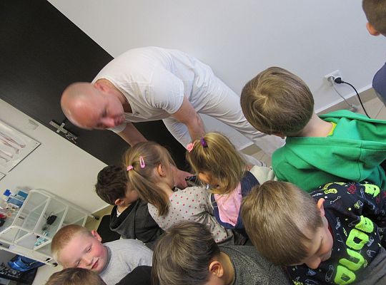 Fryzury,masaże i inne przyjemności-wizyta w zakładzie fryzjerskim