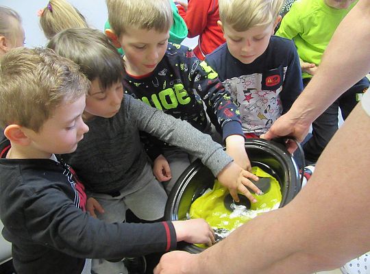 Fryzury,masaże i inne przyjemności-wizyta w zakładzie fryzjerskim