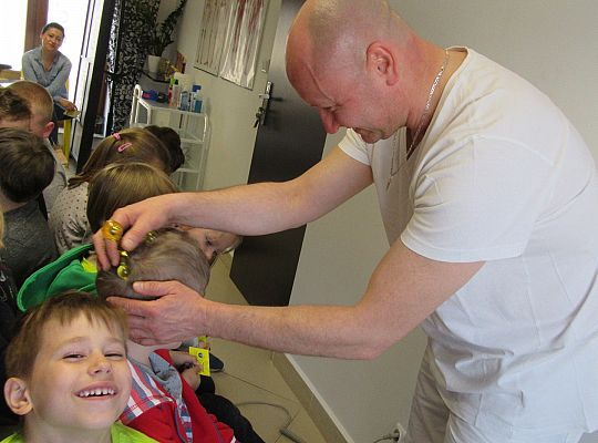 Fryzury,masaże i inne przyjemności-wizyta w zakładzie fryzjerskim