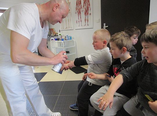 Fryzury,masaże i inne przyjemności-wizyta w zakładzie fryzjerskim