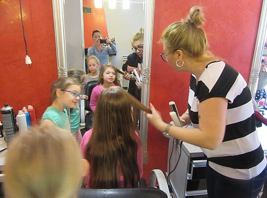 Fryzury,masaże i inne przyjemności-wizyta w zakładzie fryzjerskim