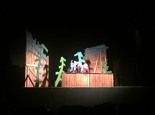 W kinie Fregata na przedstawieniu "Niedźwiedź i Masza" Gr III i IV