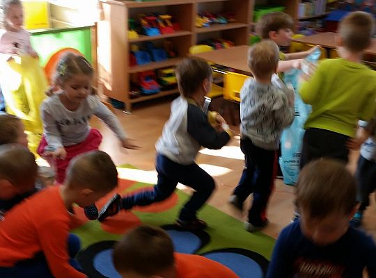 Uczymy się segregować śmieci