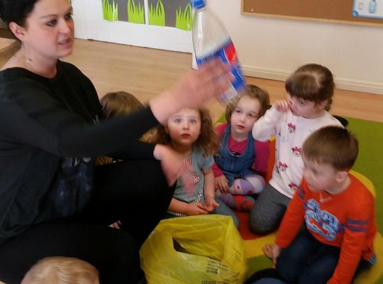 Uczymy się segregować śmieci